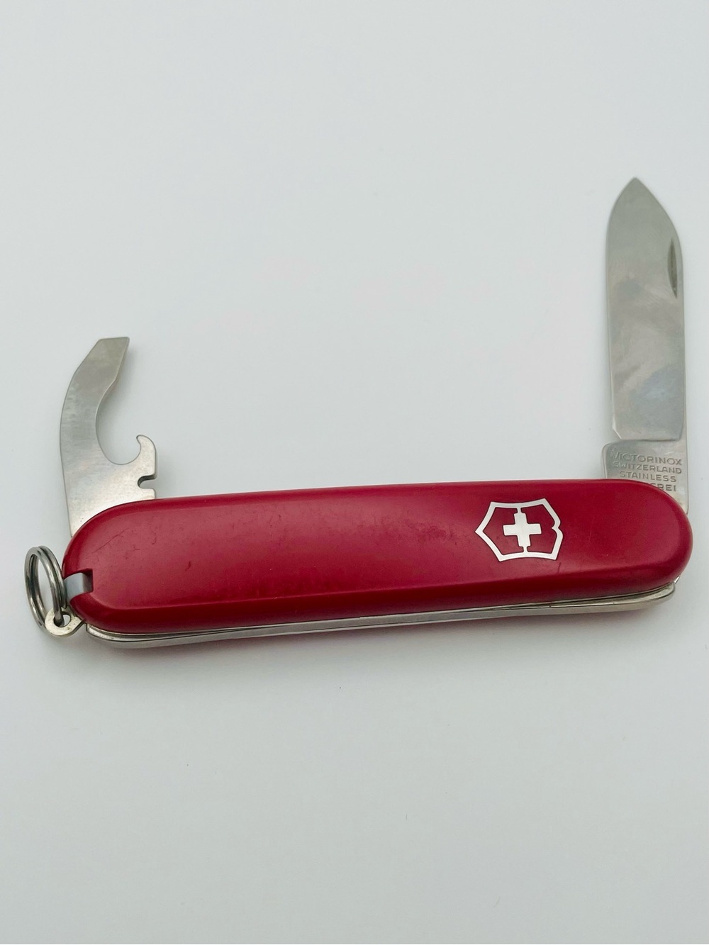 Victorinox Red Swiss Army Bantam Multi-Tool Keychain. Stainless Steel
